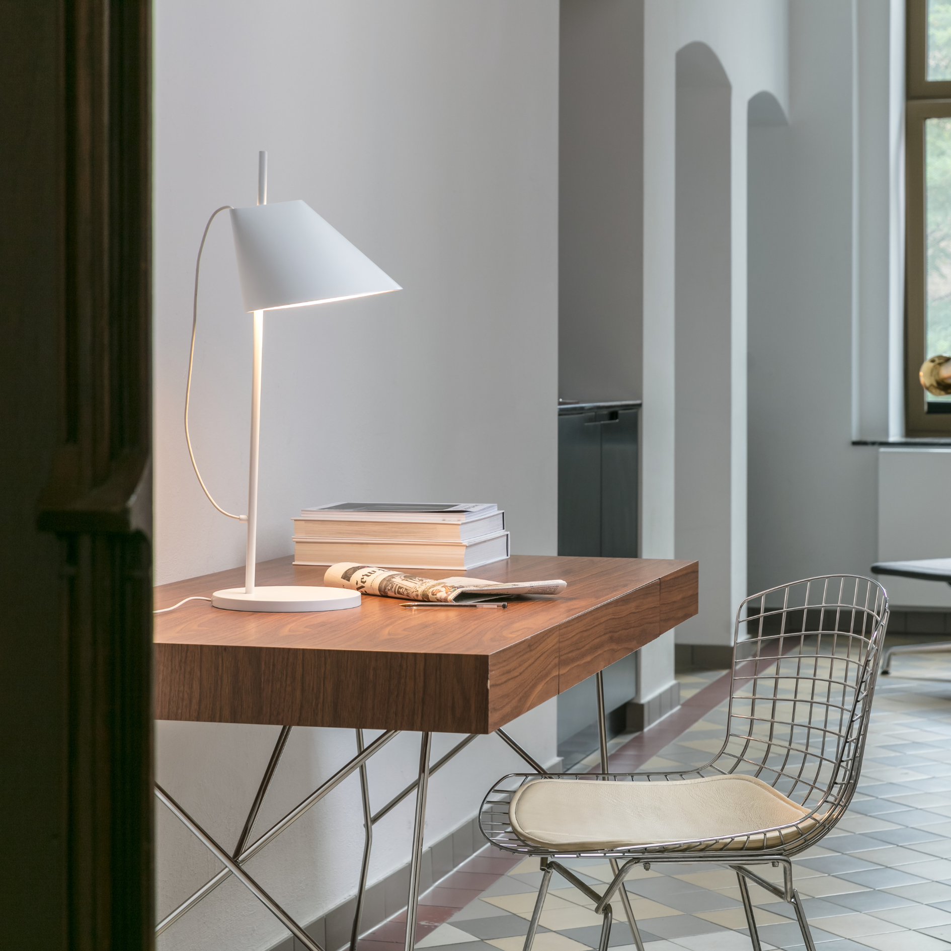 Yuh Table Lamp